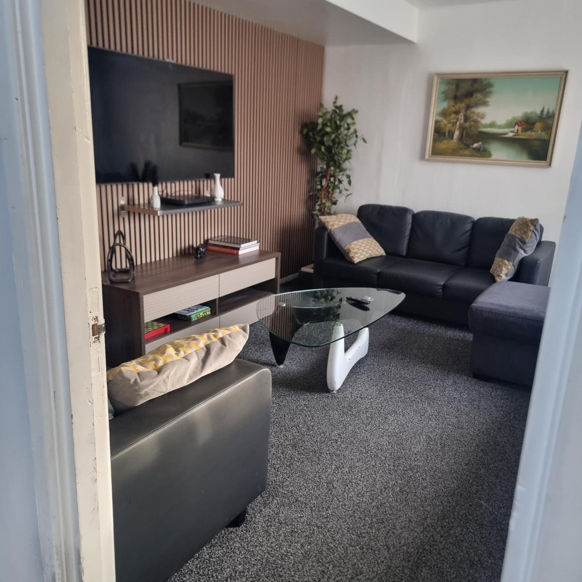 Spacious House In Ferienhaus Manchester
